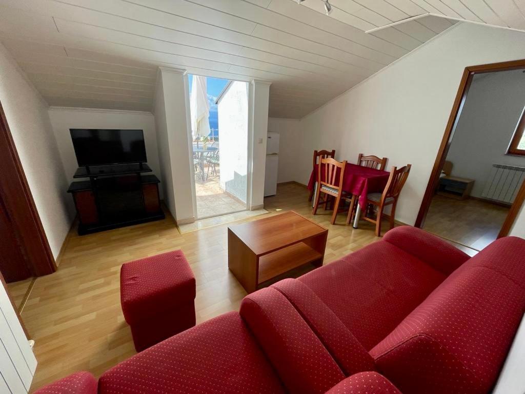 Apartments Hanka Njivice Εξωτερικό φωτογραφία