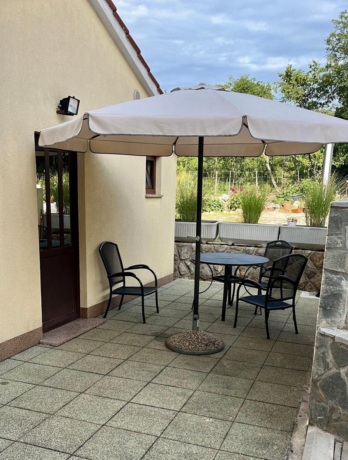 Apartments Hanka Njivice Εξωτερικό φωτογραφία