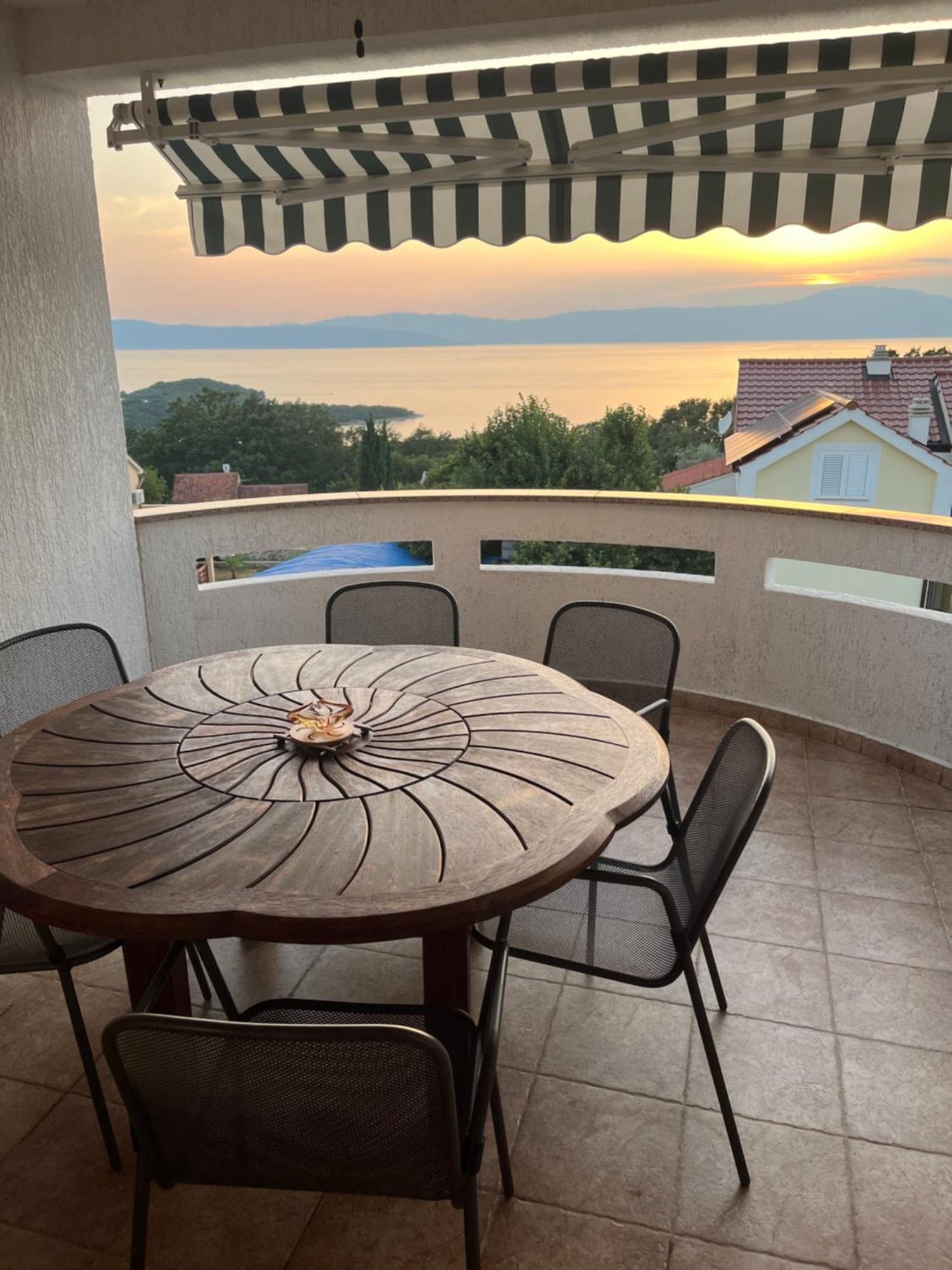 Apartments Hanka Njivice Εξωτερικό φωτογραφία