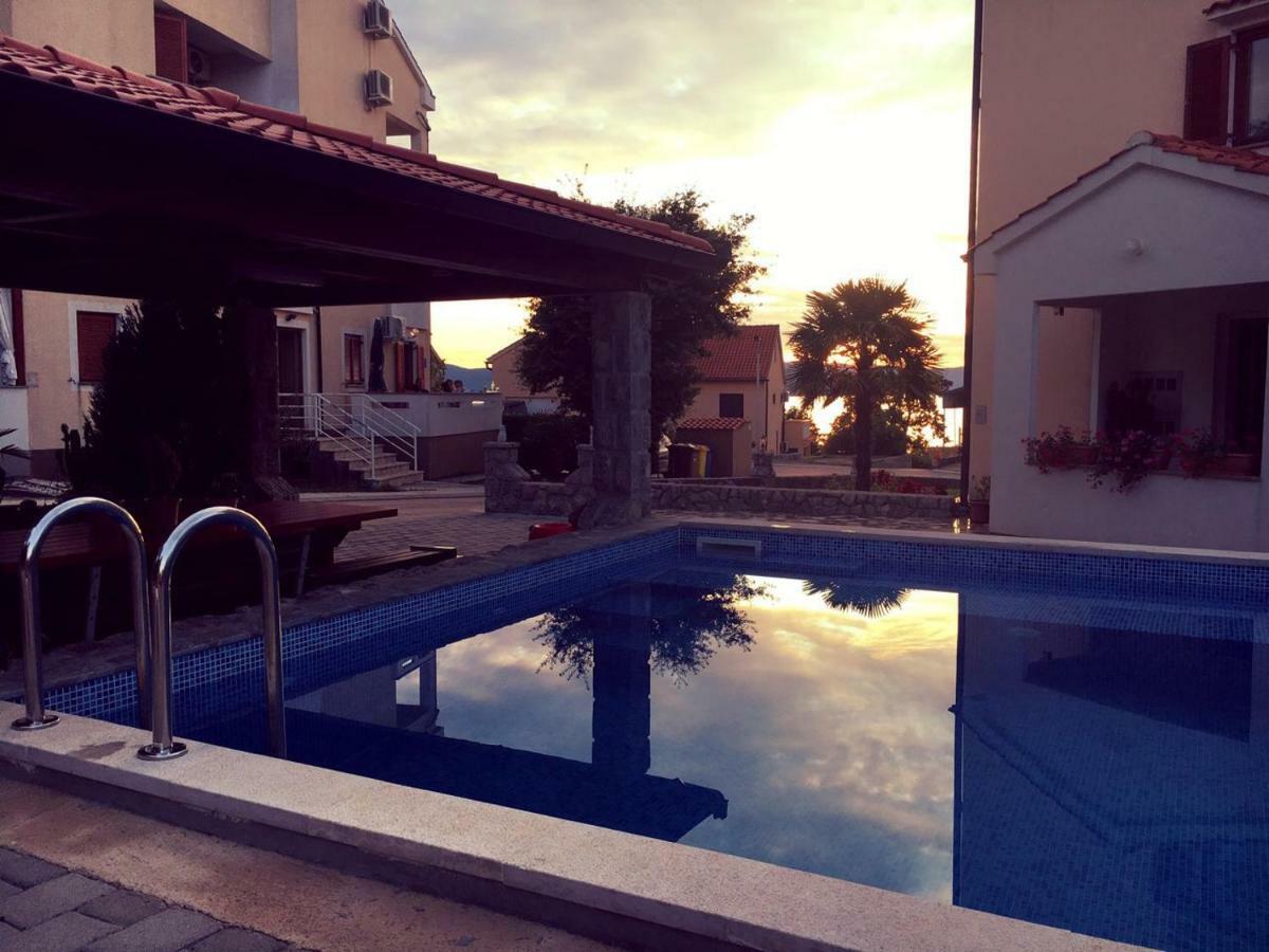 Apartments Hanka Njivice Εξωτερικό φωτογραφία